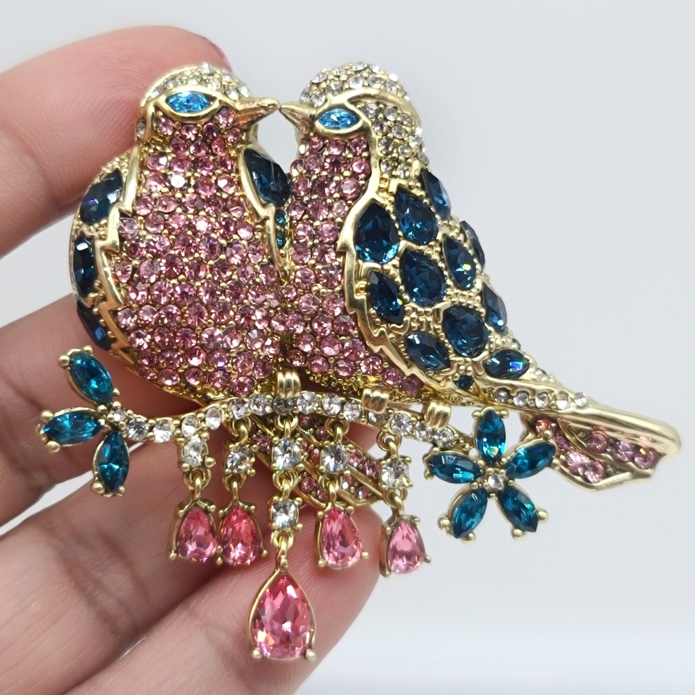 Heidi Daus "Love Song" Pin Brooch
